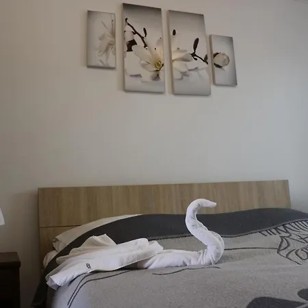 Anesis - Studia Vendégház 3*