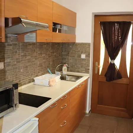 Anesis - Studia Gæstehus 3*