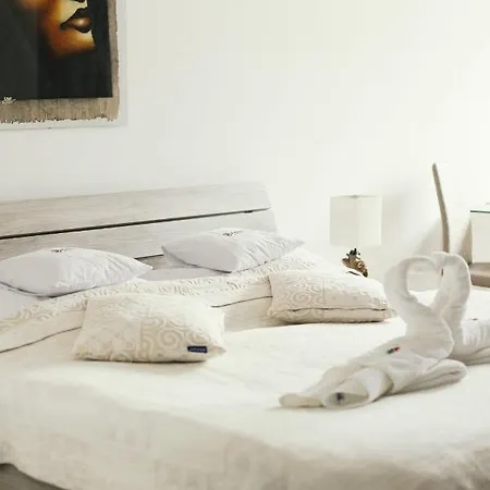 Anesis - Studia Stubnyafürdő