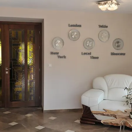 Anesis - Studia Gæstehus 3*