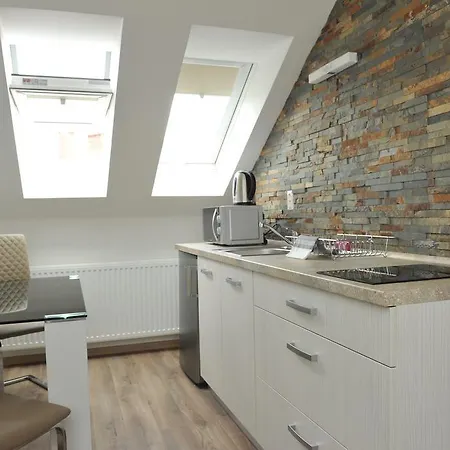 Anesis - Studia Stubnyafürdő